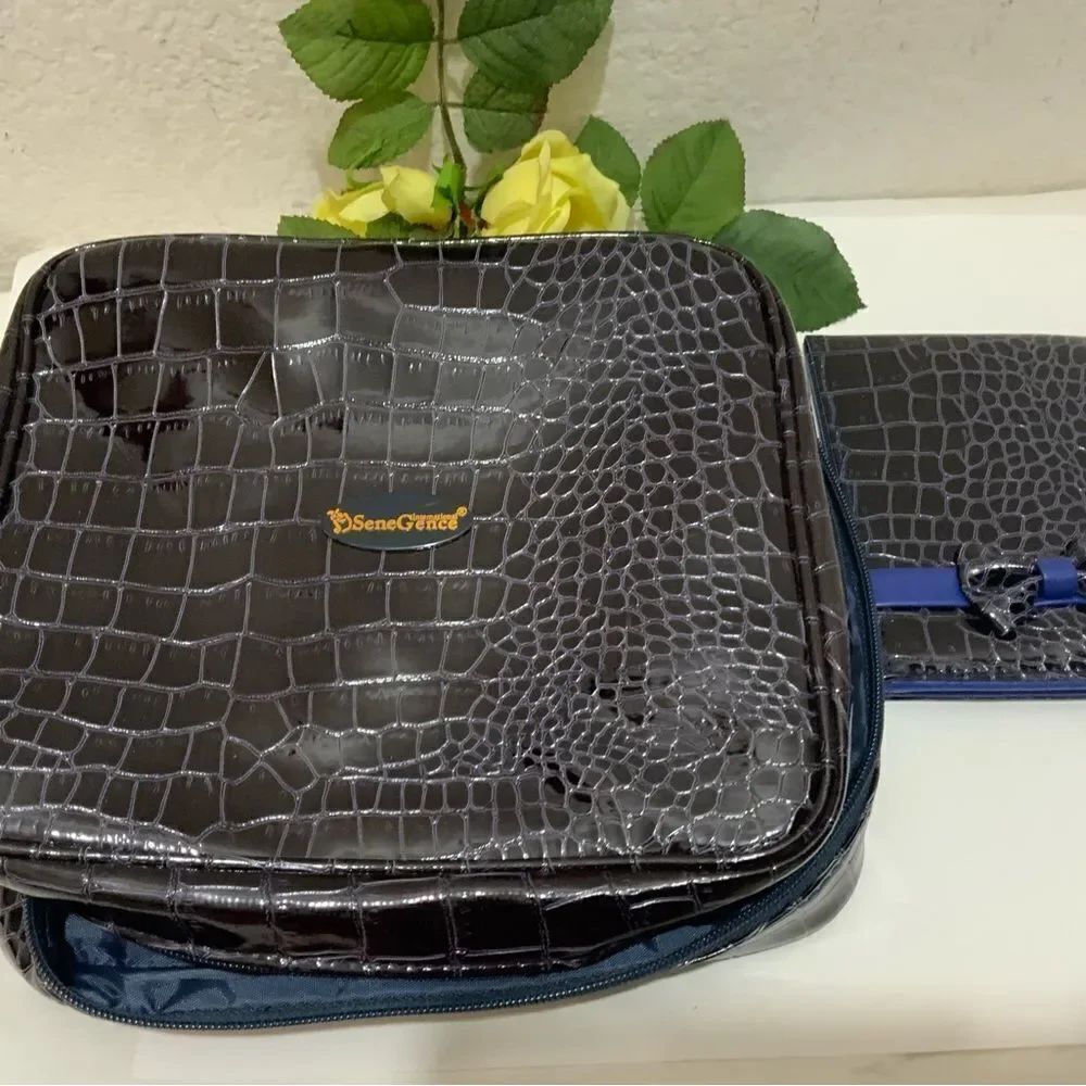 NEW Senegence Faux Alligator Embossed Zip Travel Makeup Bag and matching mirror